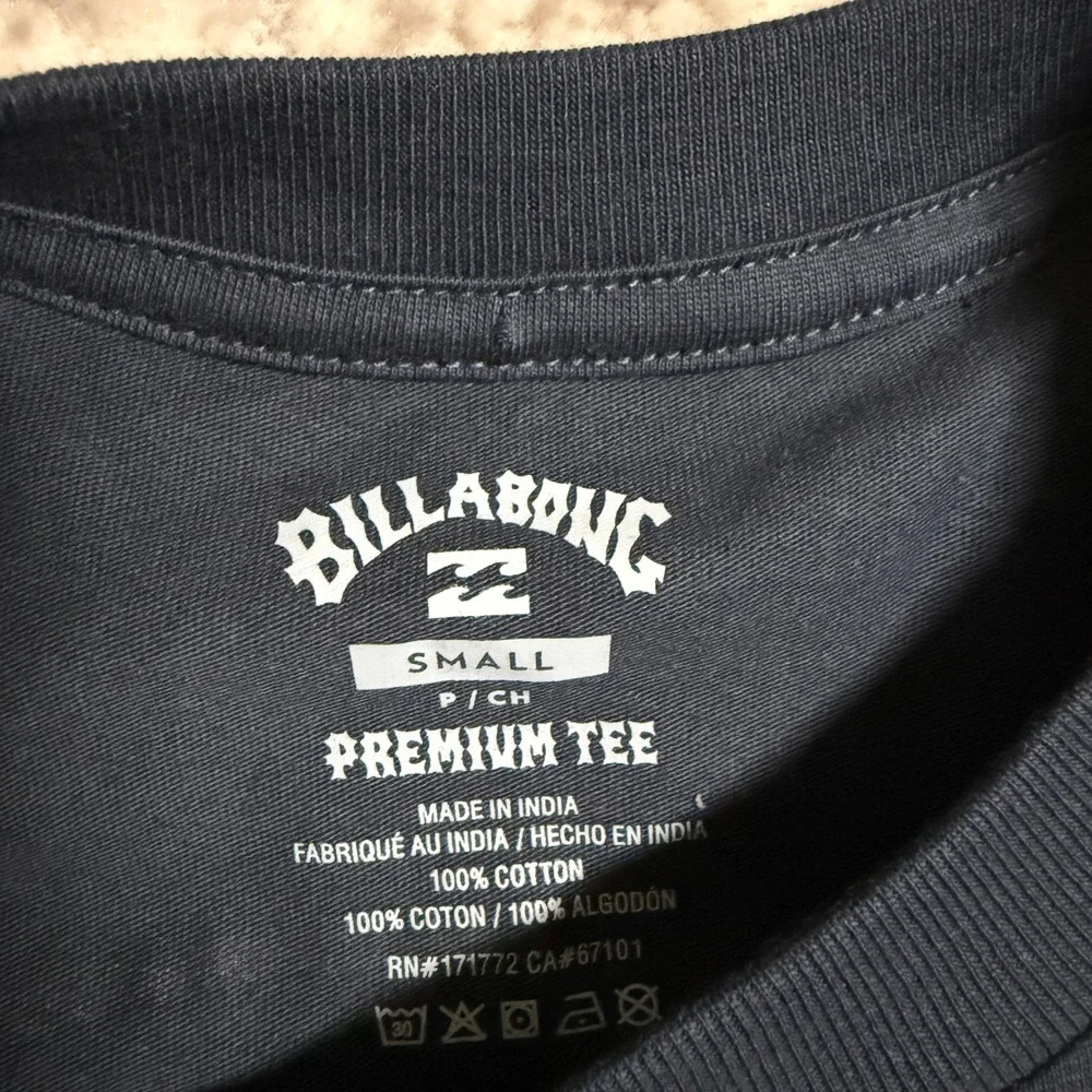 Billabong Mens Premium Tee Navy Blue Small‎ Short Sleeve Graphic T Shirt - Picture 4 of 6